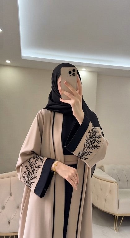 Noir Serenity Abaya